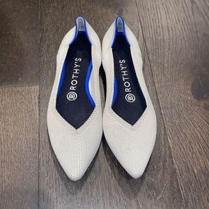 Rothy’s Grey/Beige Pointed Flats